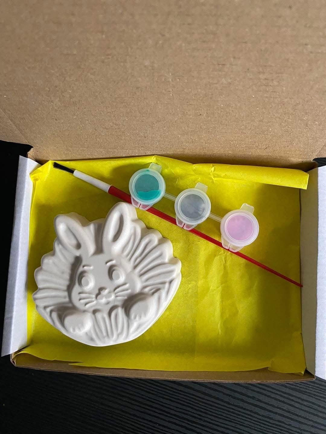Paint your own sets