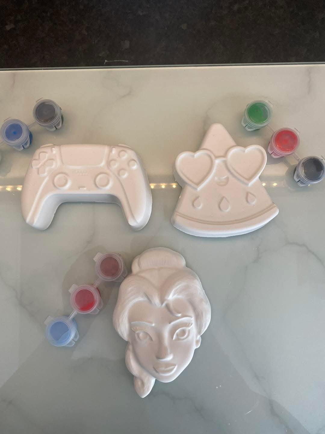 Paint your own sets