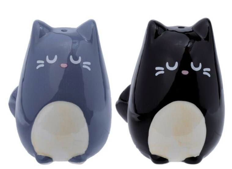 Salt & Pepper pots