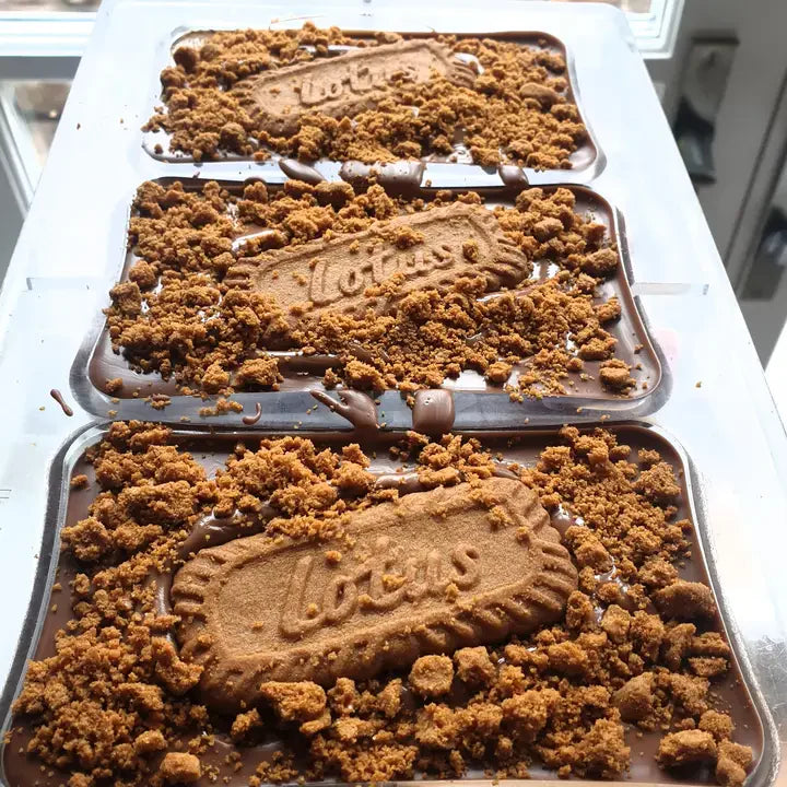Biscoff Biscuits and Crumb Chocolate Slab