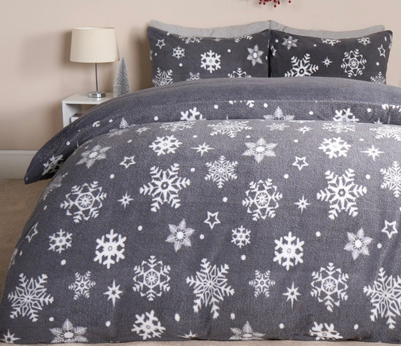 Snowflake Teddy duvet sets