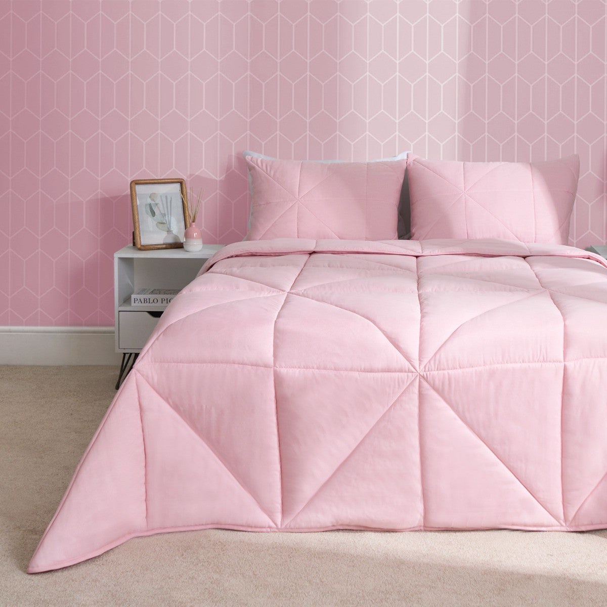 Geo Quilted 7.5 Tog Duvet Set