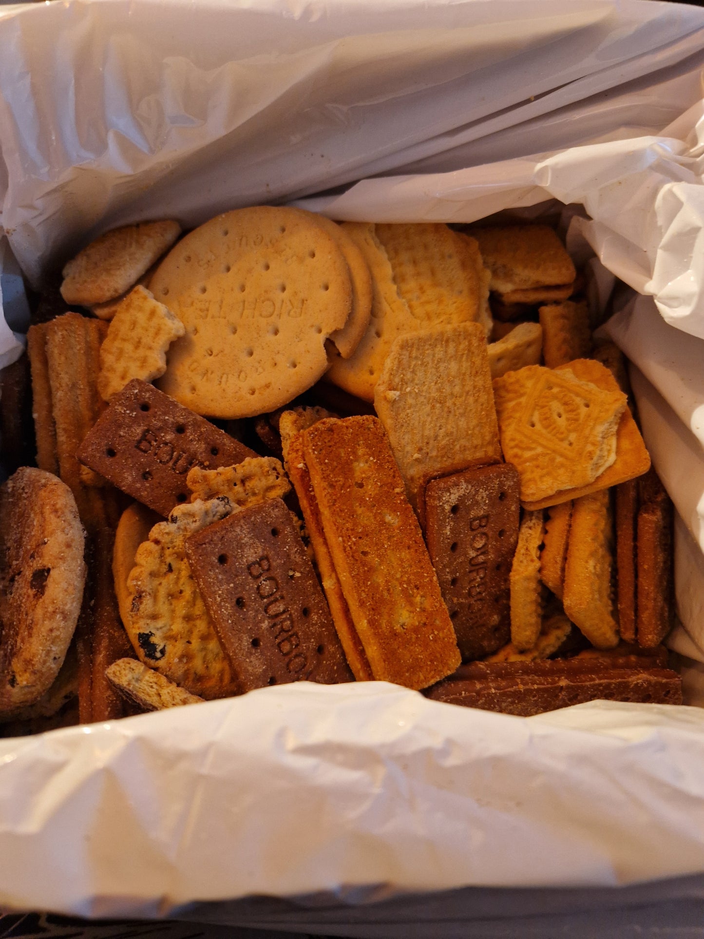 Huge box broken Biscuits