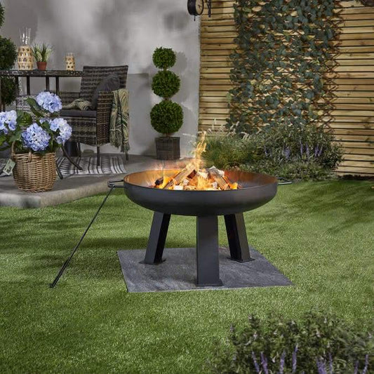Fire pit & BBQ