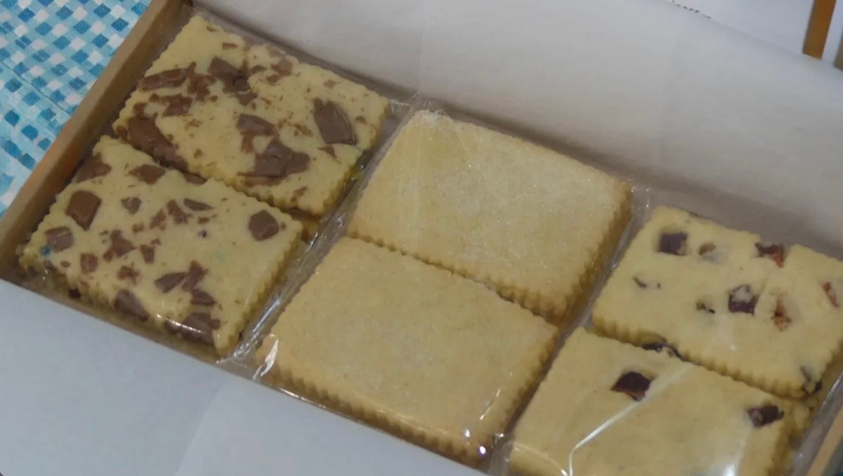 12 shortbread letterbox biscuits