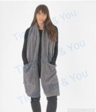 Teddy fleece pocket scarf