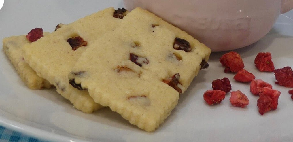 12 shortbread letterbox biscuits